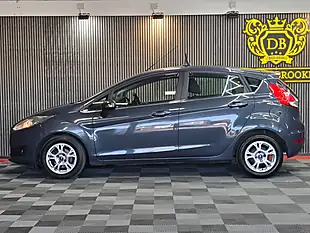 Used 2014 Ford Fiesta Zetec Grey - Interior and Exterior details 6