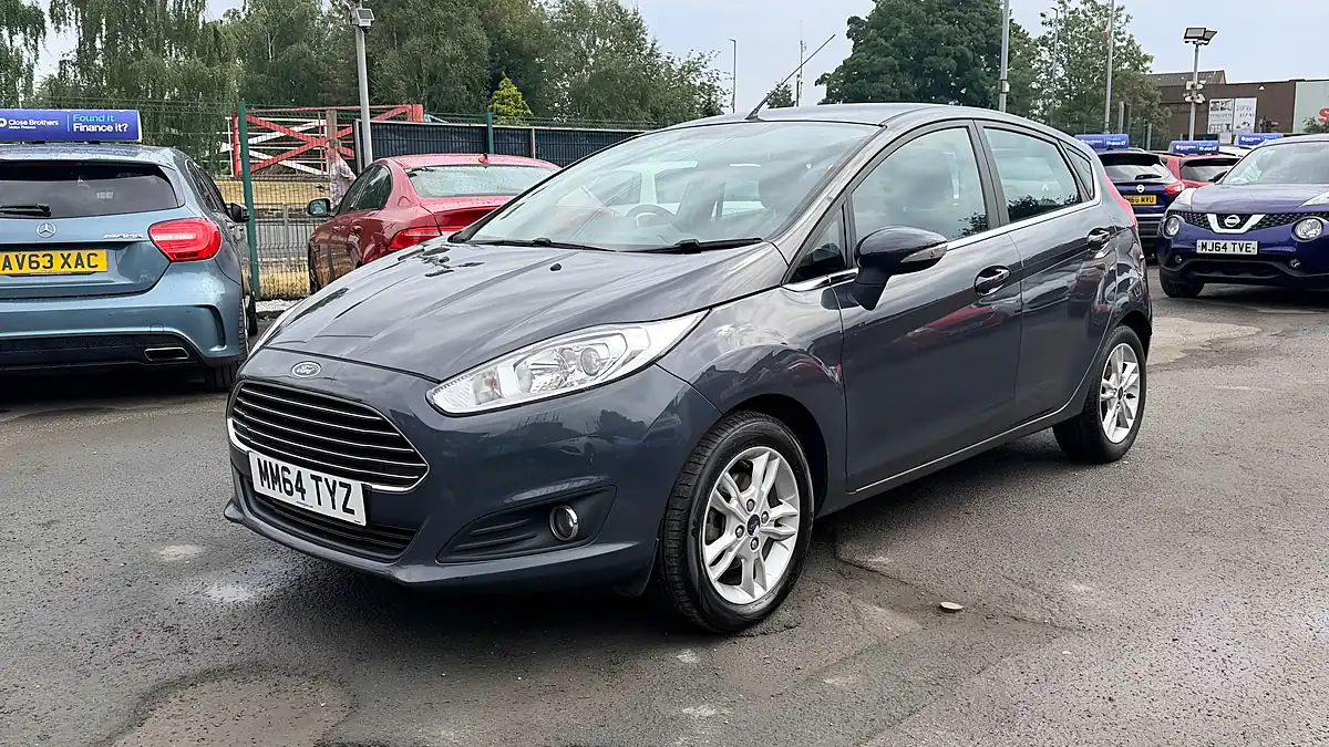 Used 2014 Ford Fiesta Zetec Grey - Interior and Exterior details 7