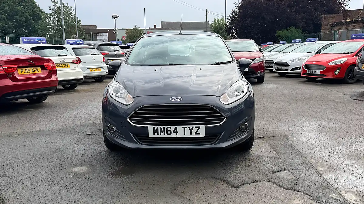Used 2014 Ford Fiesta Zetec Grey - Interior and Exterior details 8