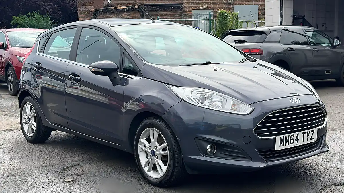 Used 2014 Ford Fiesta Zetec Grey - Interior and Exterior details 9