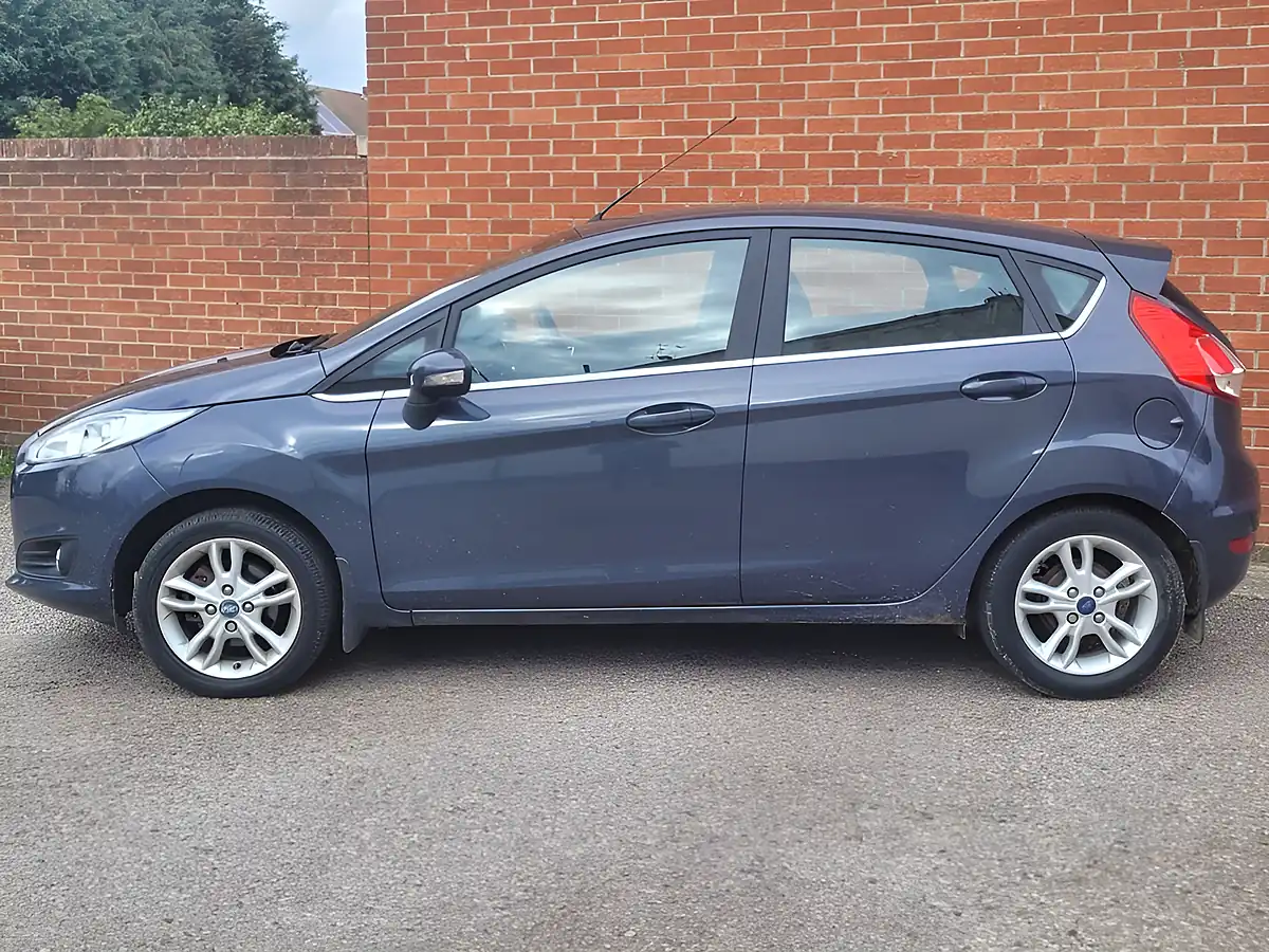 Used 2014 Ford Fiesta Zetec Grey - Interior and Exterior details 2