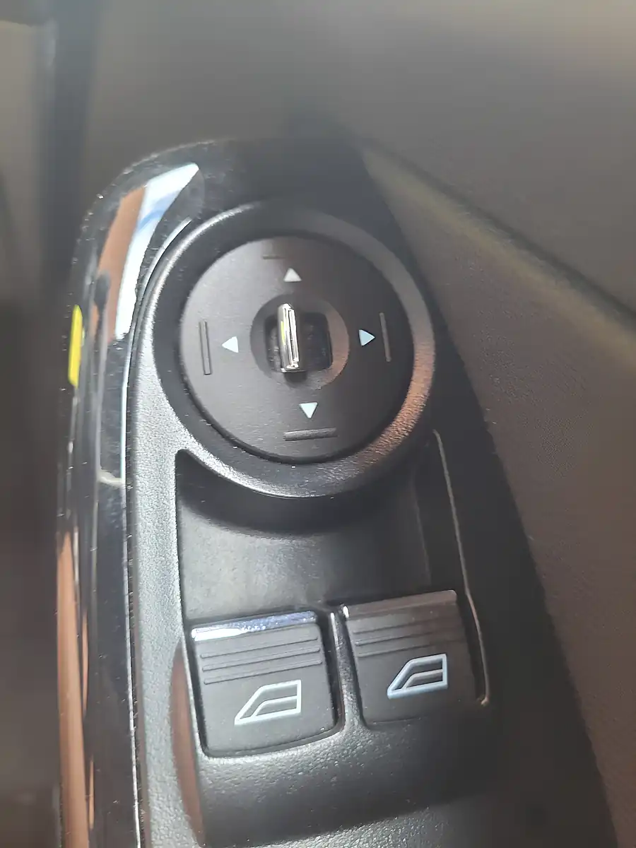 Used 2014 Ford Fiesta Zetec Grey - Interior and Exterior details 20