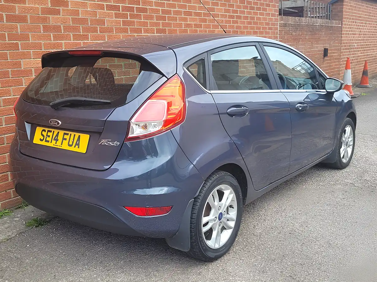 Used 2014 Ford Fiesta Zetec Grey - Interior and Exterior details 6