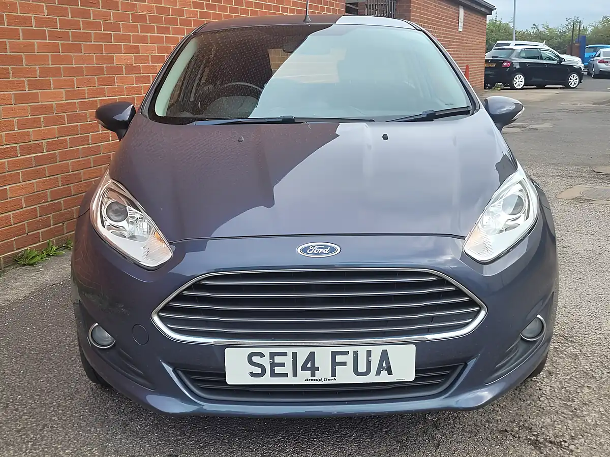 Used 2014 Ford Fiesta Zetec Grey - Interior and Exterior details 9
