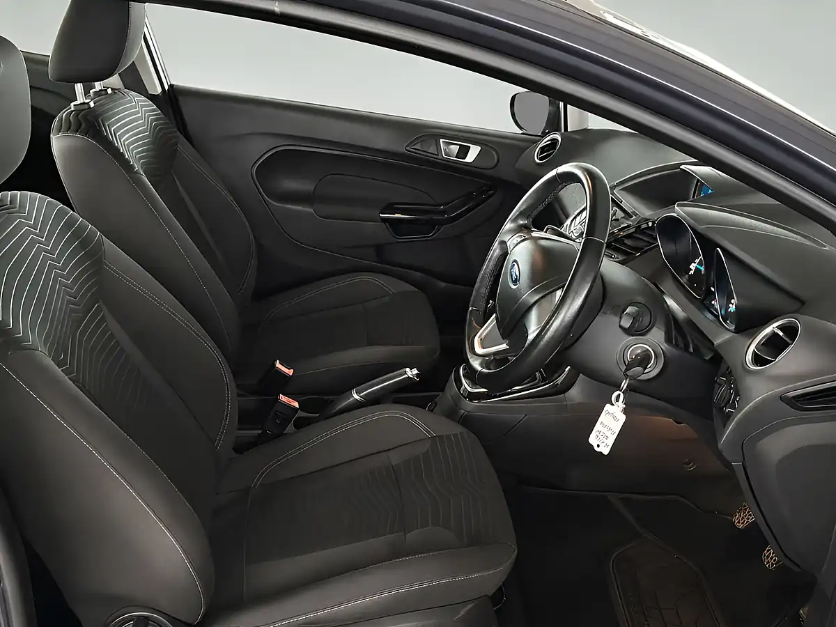 Used 2014 Ford Fiesta Zetec Grey - Interior and Exterior details 2