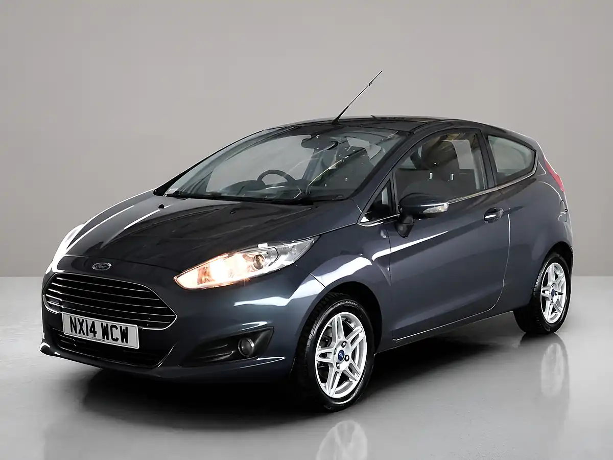 Used 2014 Ford Fiesta Zetec Grey - Interior and Exterior details 3