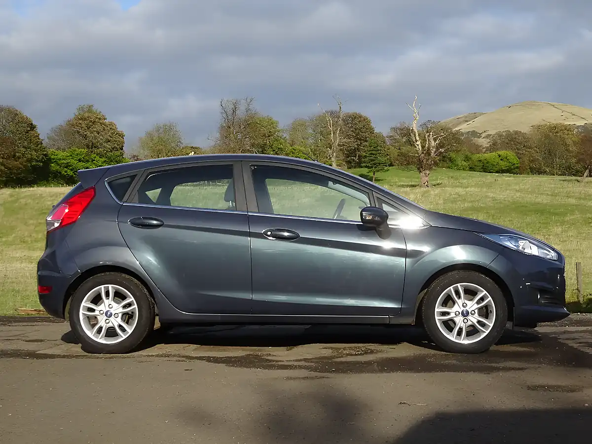 Used 2014 Ford Fiesta Zetec Grey - Interior and Exterior details 10