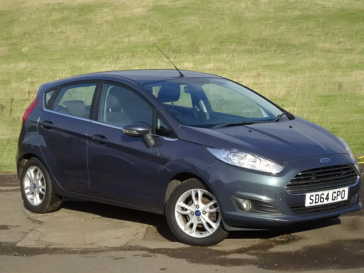 Used 2014 Ford Fiesta Zetec Grey - Interior and Exterior details 6