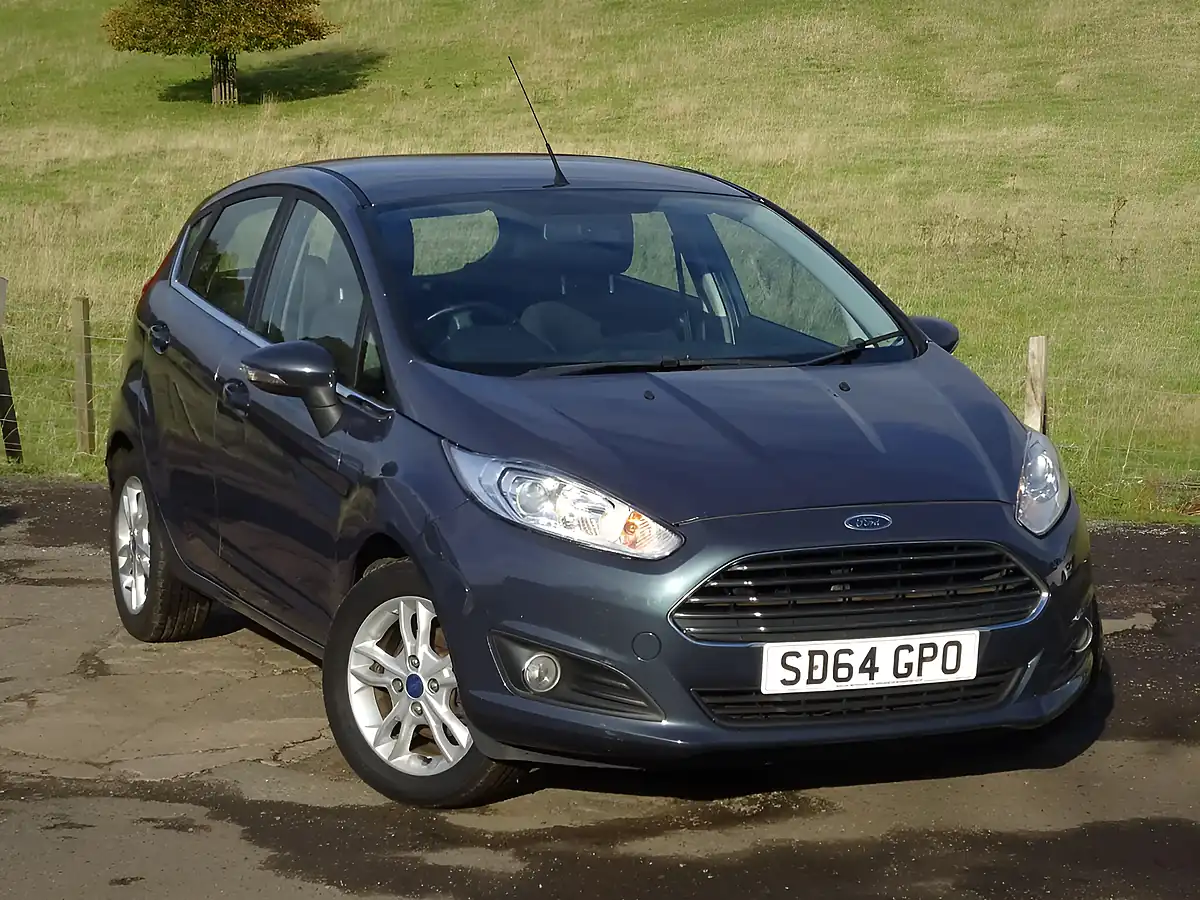 Used 2014 Ford Fiesta Zetec Grey - Interior and Exterior details 7