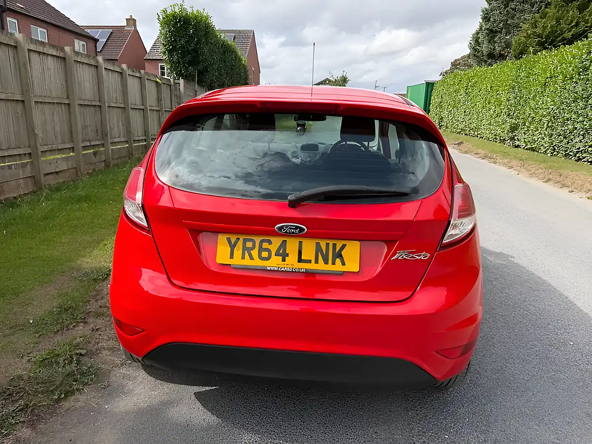 Used 2014 Ford Fiesta Zetec Race Red - Interior and Exterior details 4