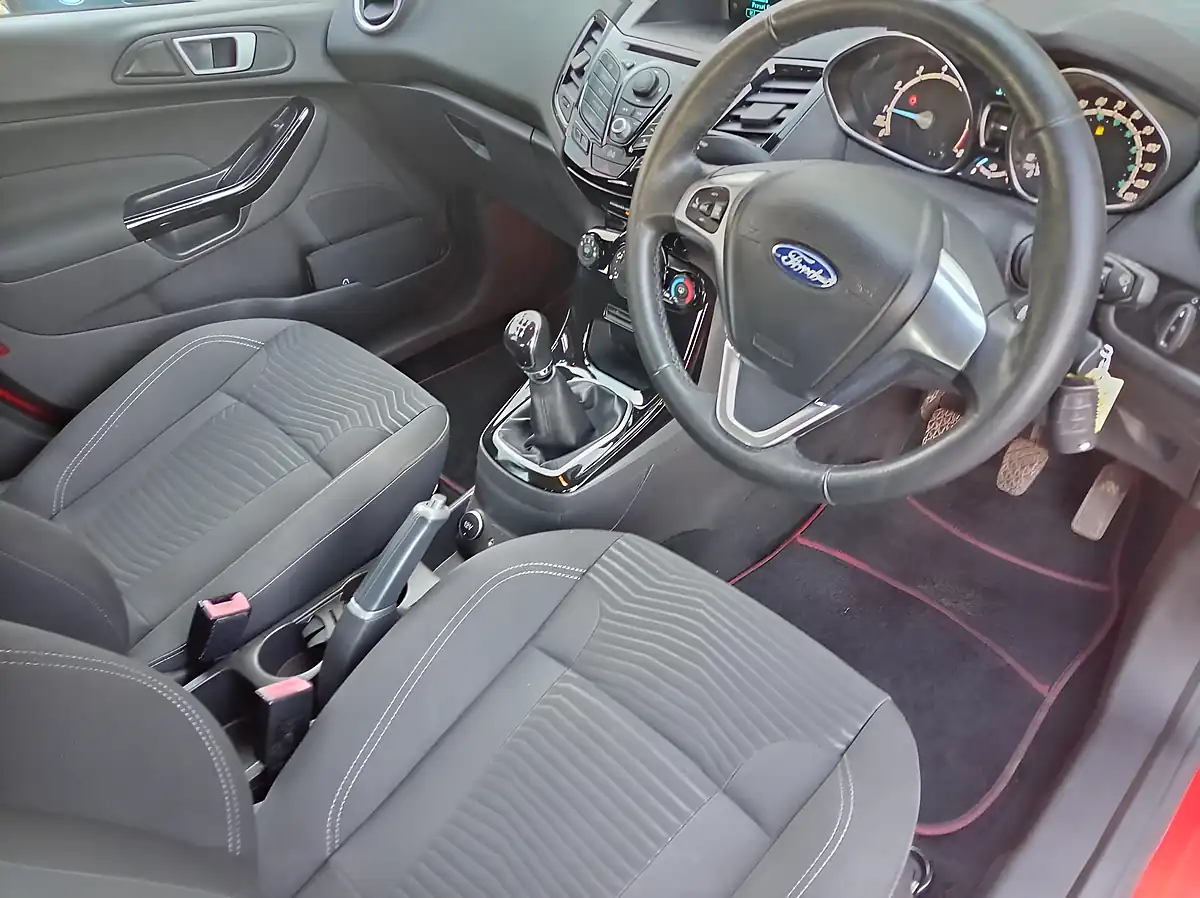 Used 2014 Ford Fiesta Zetec Red - Interior and Exterior details 12