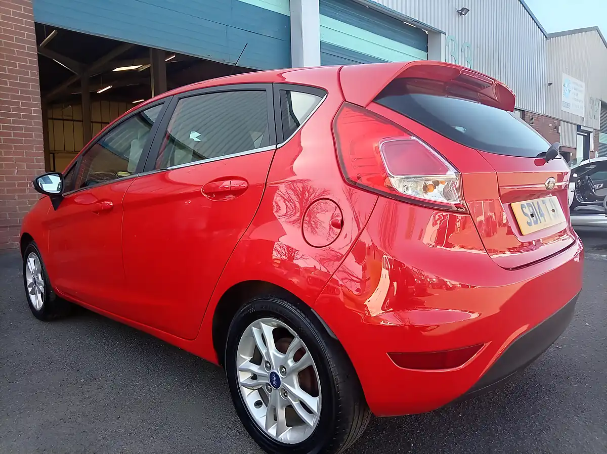 Used 2014 Ford Fiesta Zetec Red - Interior and Exterior details 3