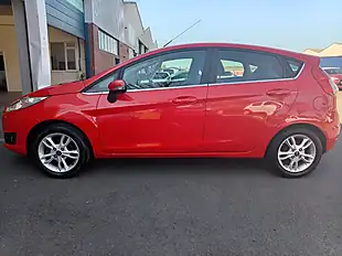 Used 2014 Ford Fiesta Zetec Red - Interior and Exterior details 5