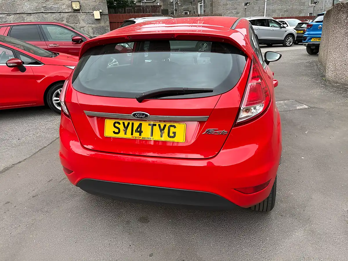 Used 2014 Ford Fiesta Zetec Red - Interior and Exterior details 10