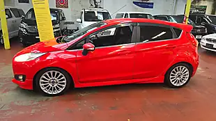Used 2014 Ford Fiesta Zetec Red - Interior and Exterior details 17