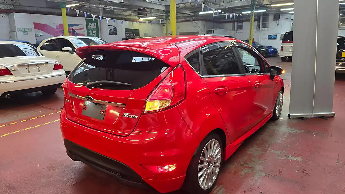 Used 2014 Ford Fiesta Zetec Red - Interior and Exterior details 3