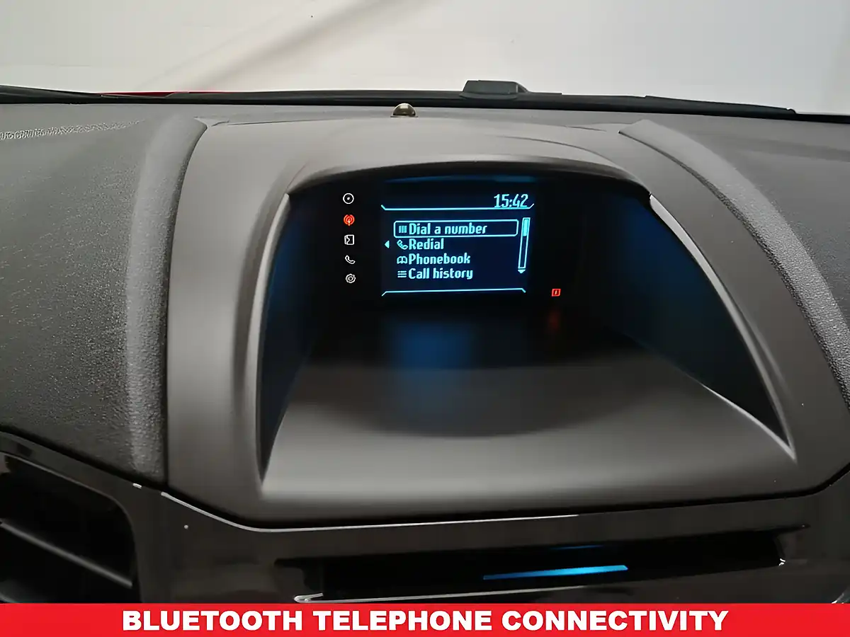 Used 2014 Ford Fiesta Zetec Red - Interior and Exterior details 10