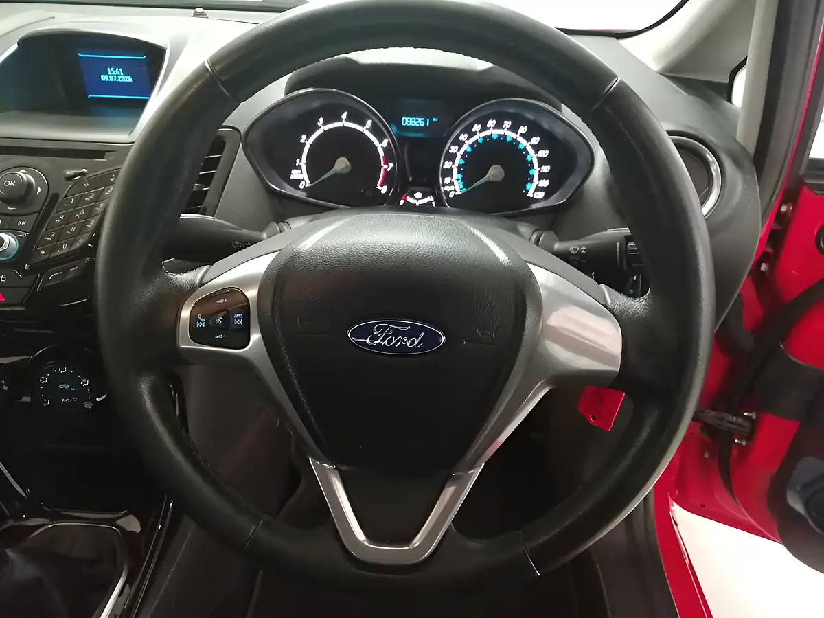 Used 2014 Ford Fiesta Zetec Red - Interior and Exterior details 7