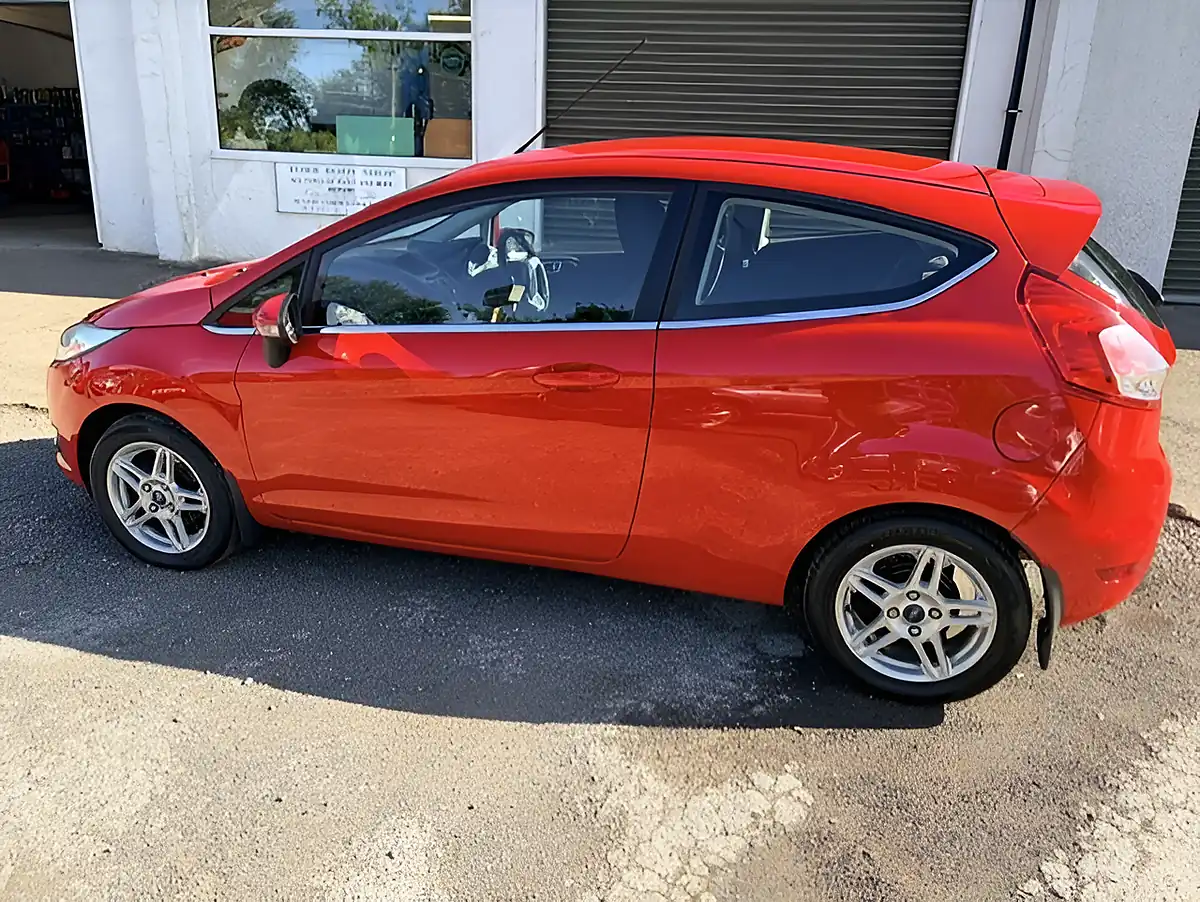Used 2014 Ford Fiesta Zetec Red - Interior and Exterior details 3