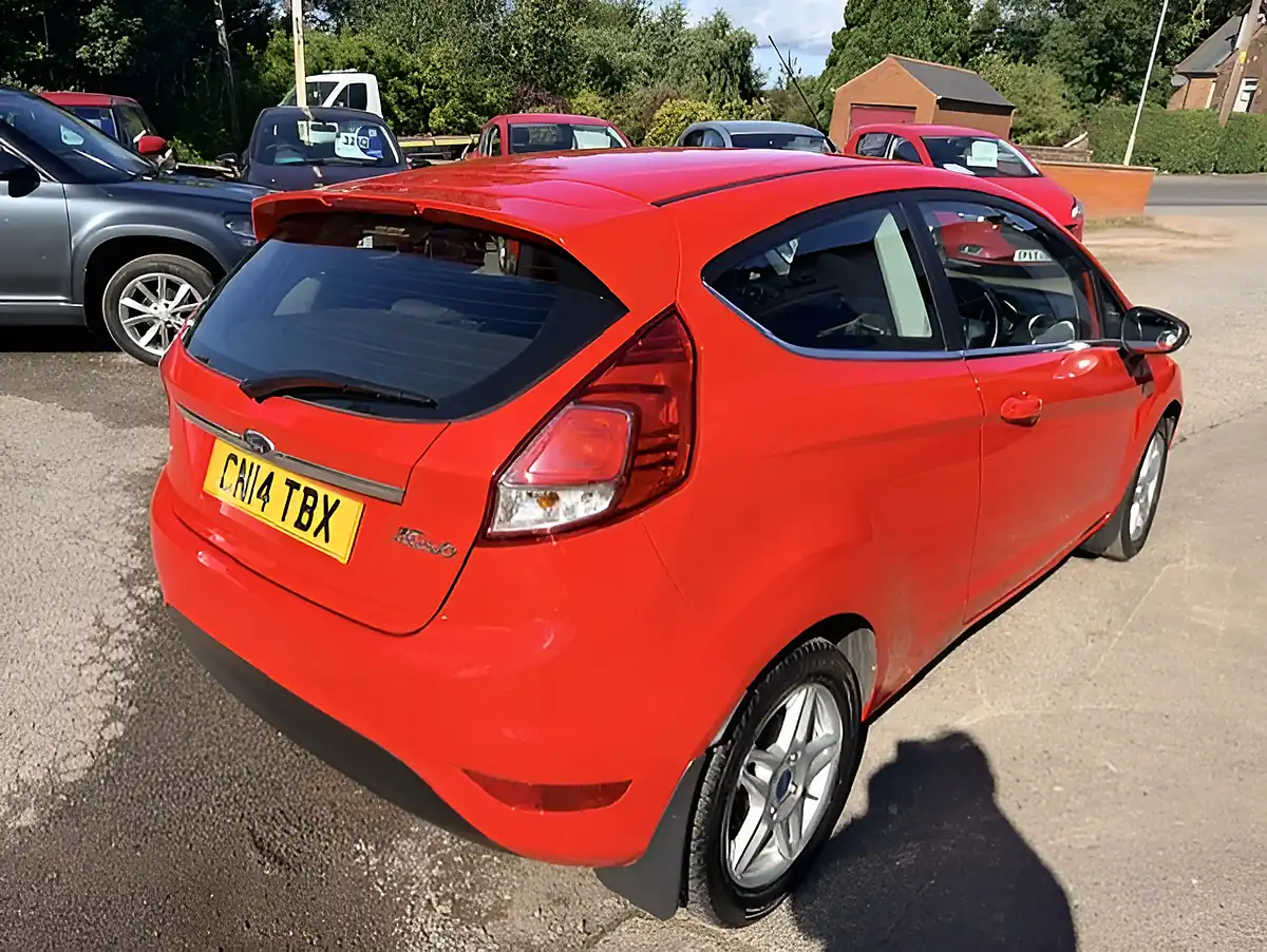 Used 2014 Ford Fiesta Zetec Red - Interior and Exterior details 7