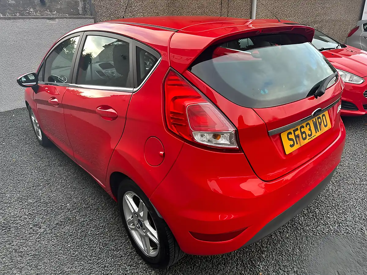 Used 2014 Ford Fiesta Zetec Red - Interior and Exterior details 5