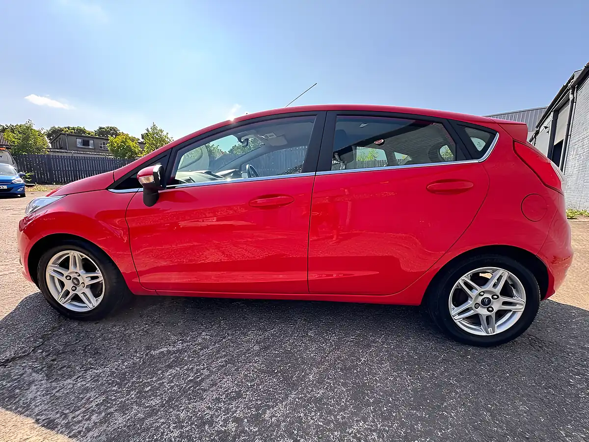 Used 2014 Ford Fiesta Zetec Red - Interior and Exterior details 17
