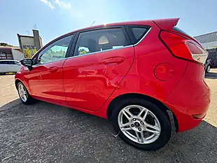 Used 2014 Ford Fiesta Zetec Red - Interior and Exterior details 18