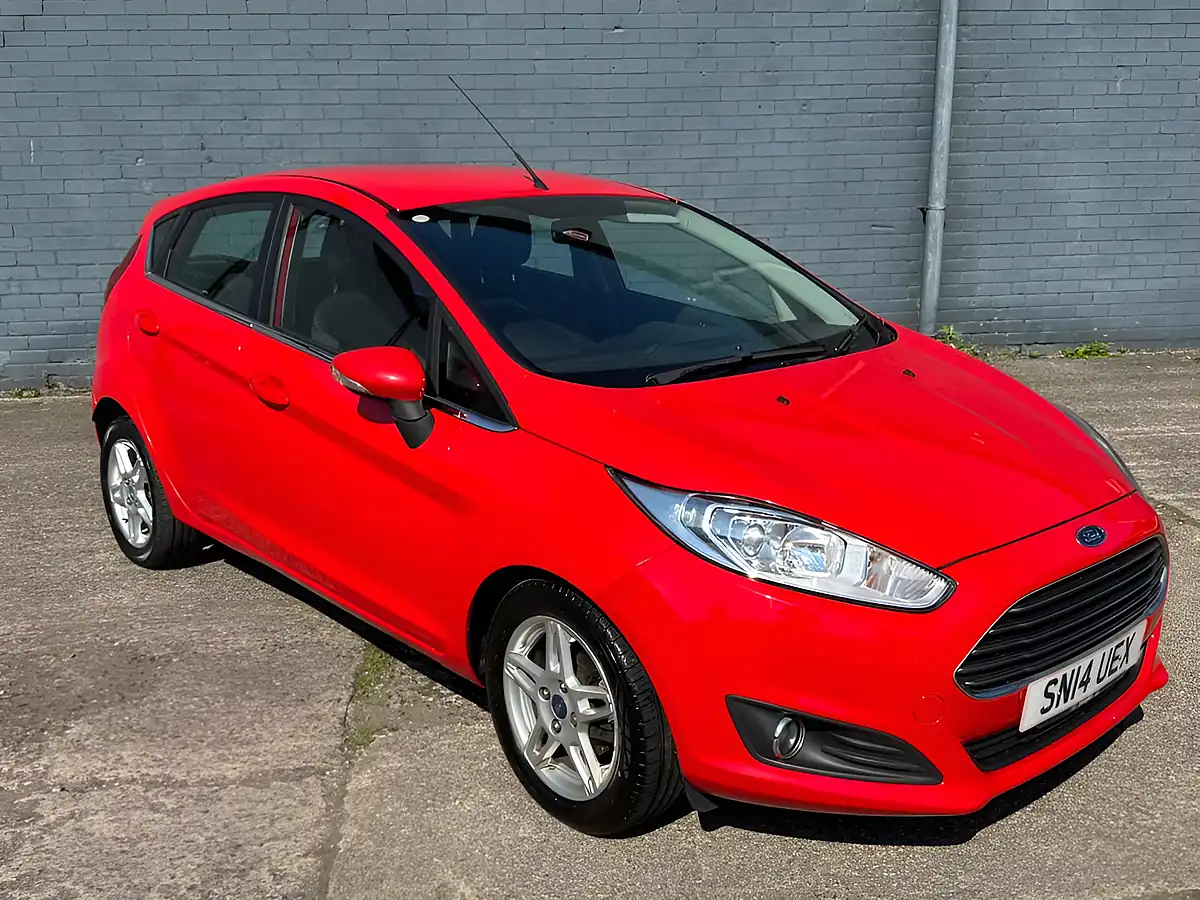 Used 2014 Ford Fiesta Zetec Red - Interior and Exterior details 3