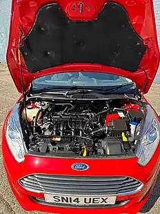 Used 2014 Ford Fiesta Zetec Red - Interior and Exterior details 4