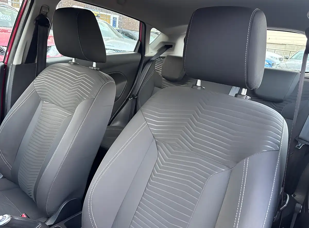 Used 2014 Ford Fiesta Zetec Red - Interior and Exterior details 12
