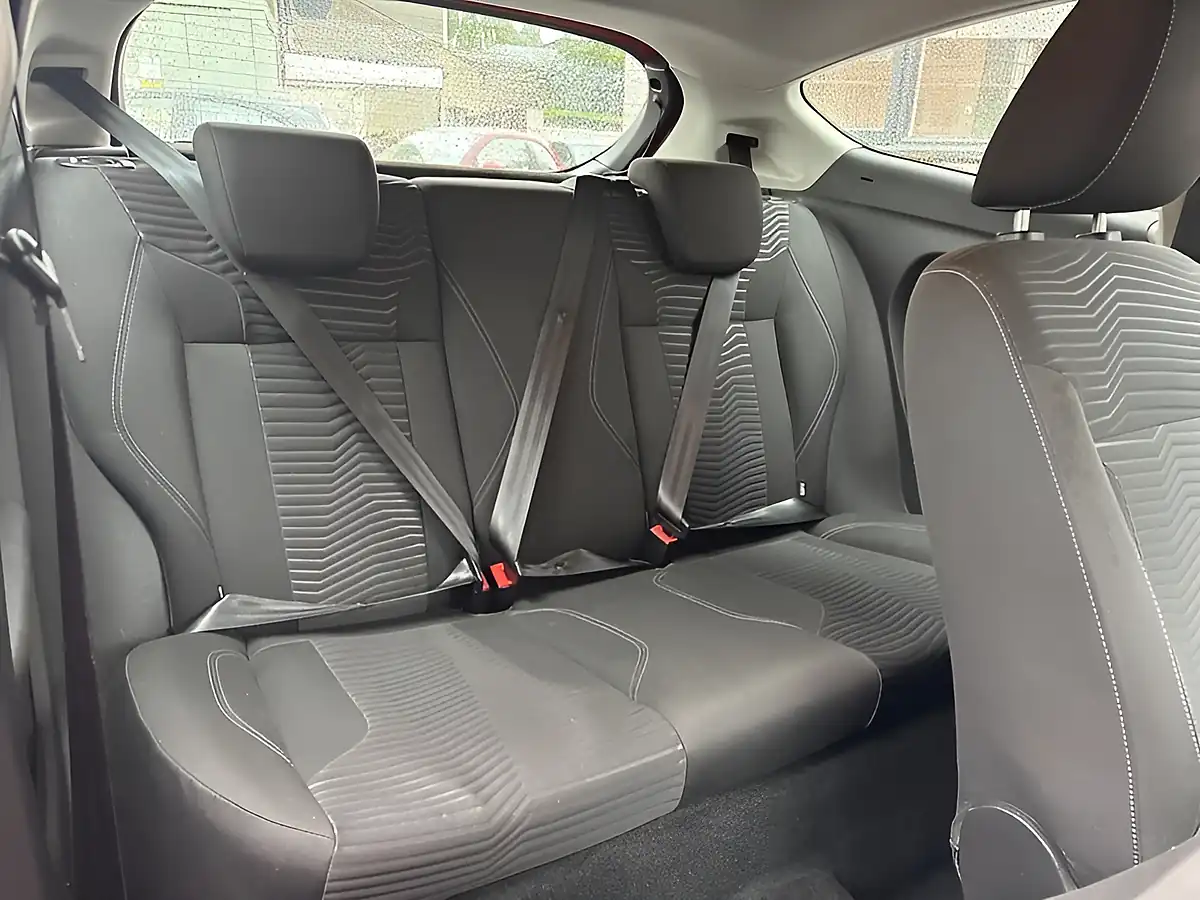 Used 2014 Ford Fiesta Zetec Red Metallic - Interior and Exterior details 15