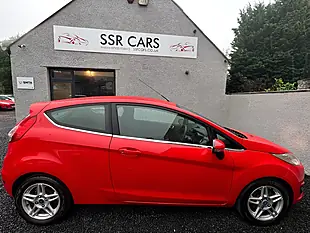 Used 2014 Ford Fiesta Zetec Red Metallic - Interior and Exterior details 16