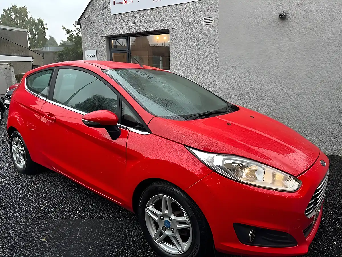 Used 2014 Ford Fiesta Zetec Red Metallic - Interior and Exterior details 2