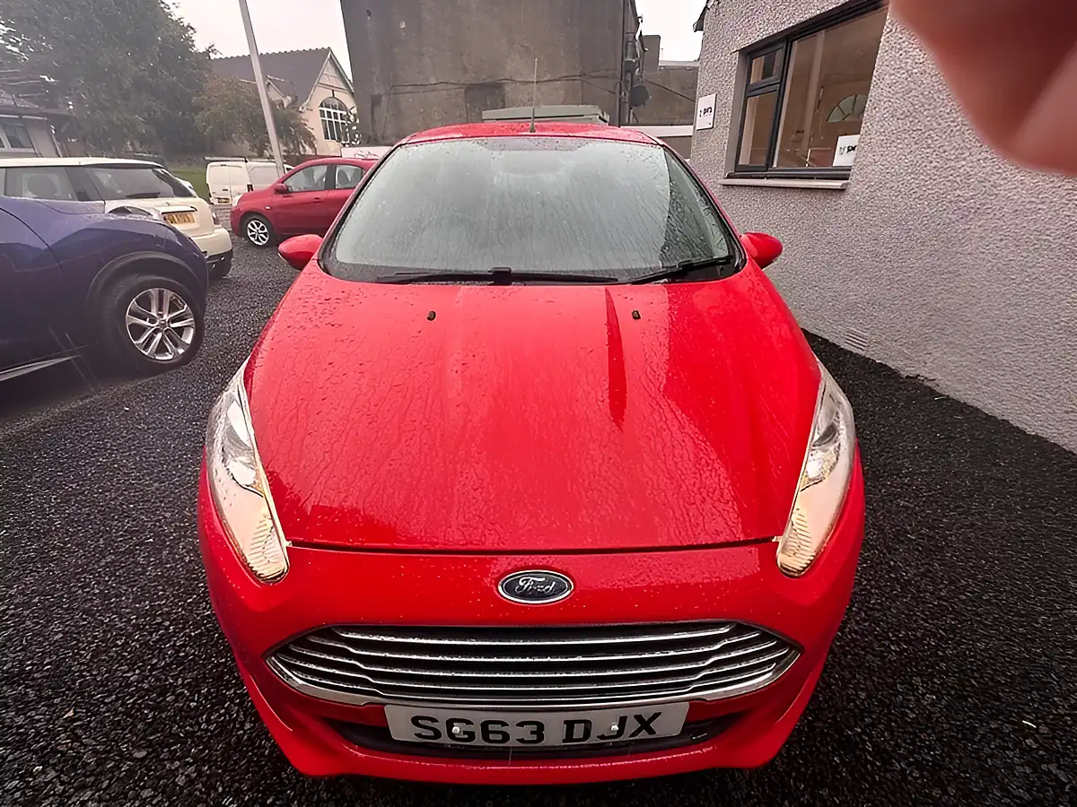 Used 2014 Ford Fiesta Zetec Red Metallic - Interior and Exterior details 3