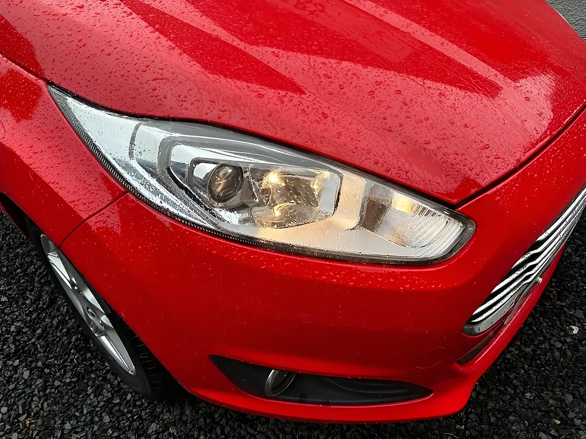 Used 2014 Ford Fiesta Zetec Red Metallic - Interior and Exterior details 9