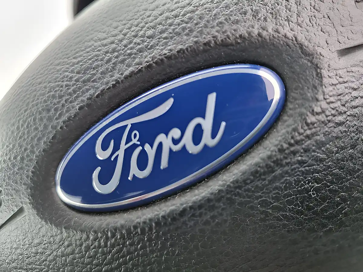 Used 2014 Ford Fiesta Zetec S Red Edition Red - Interior and Exterior details 16