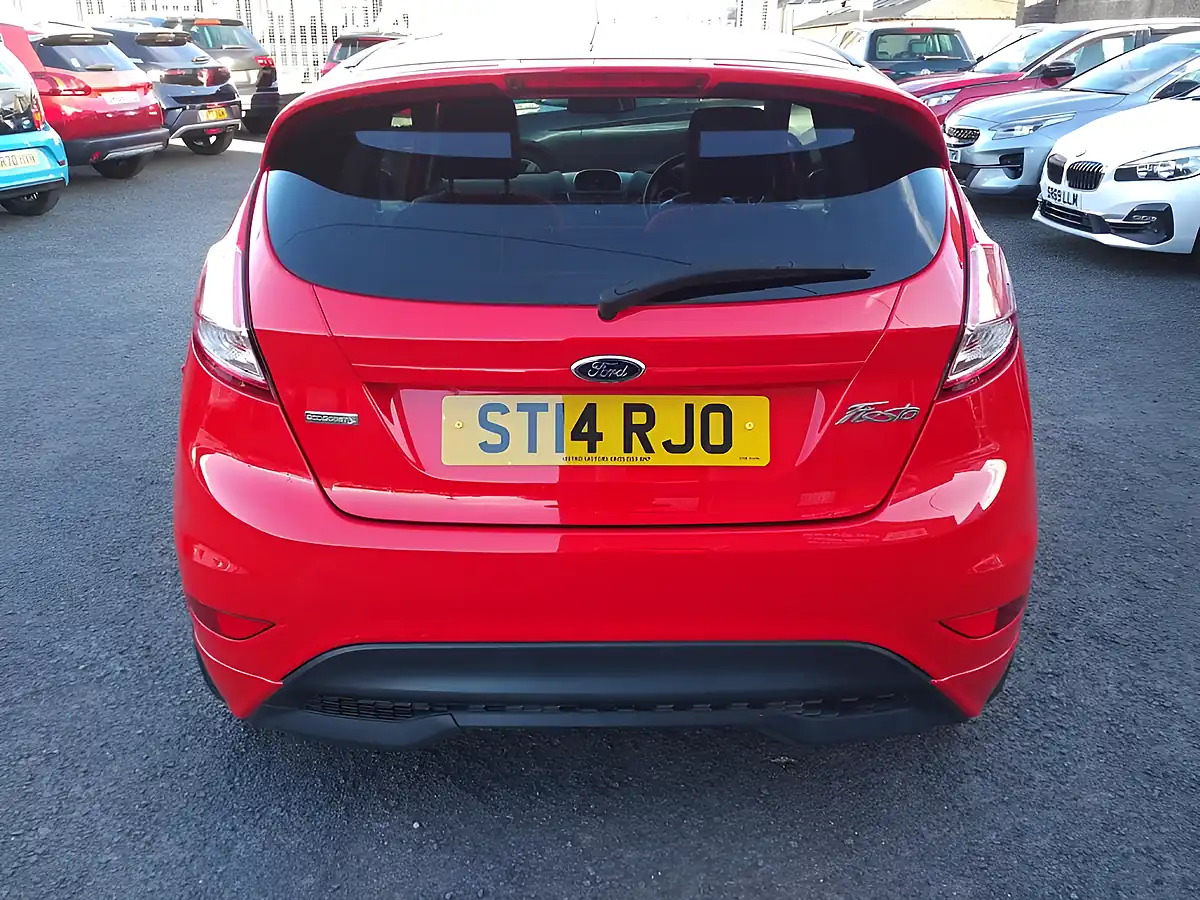Used 2014 Ford Fiesta Zetec S Red - Interior and Exterior details 5