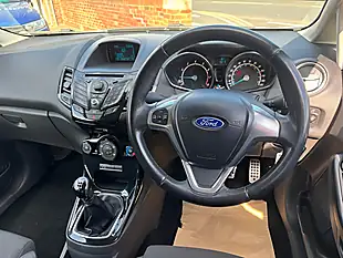 Used 2014 Ford Fiesta Zetec S White - Interior and Exterior details 12