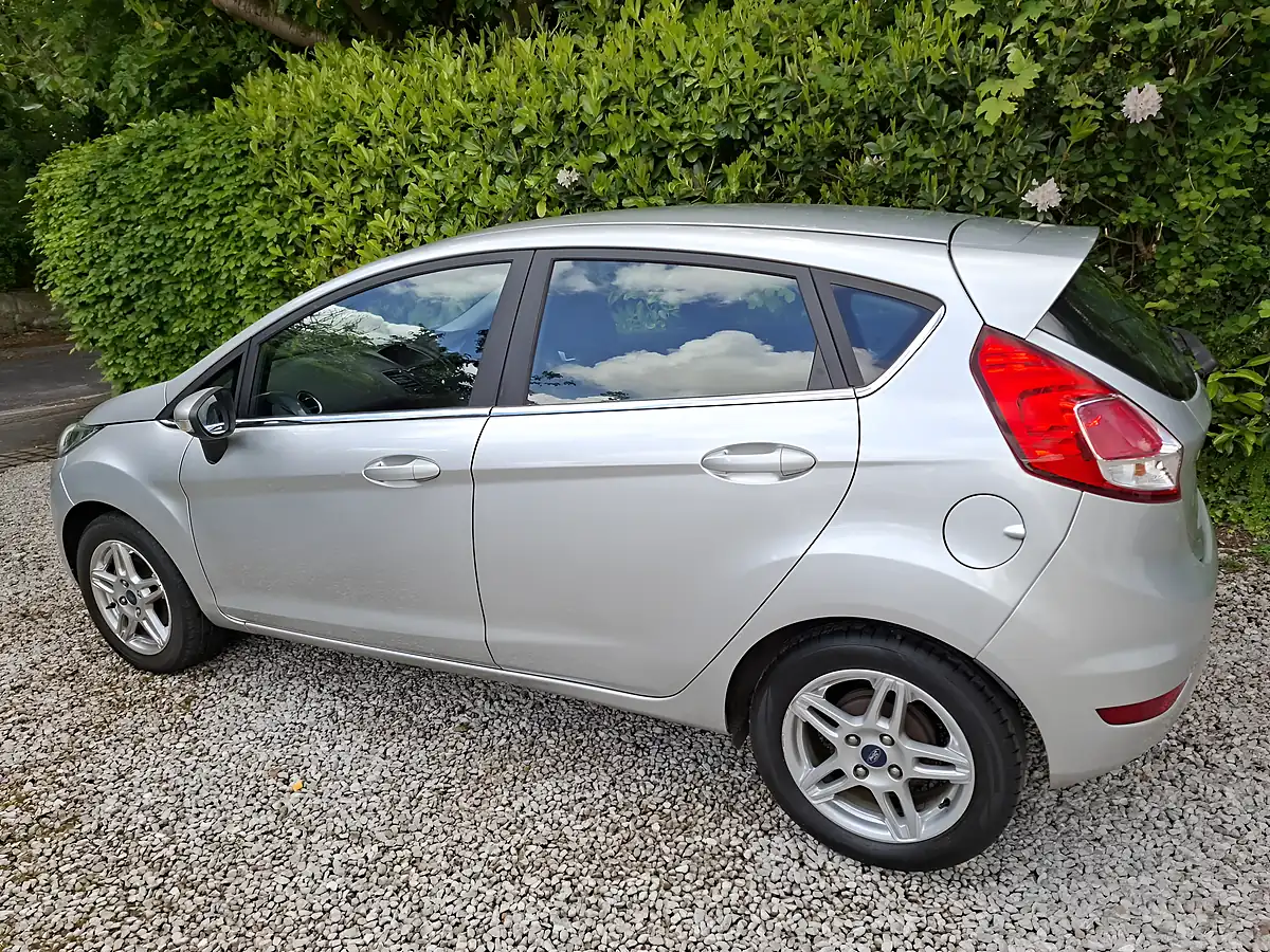 Used 2014 Ford Fiesta Zetec Silver - Interior and Exterior details 6