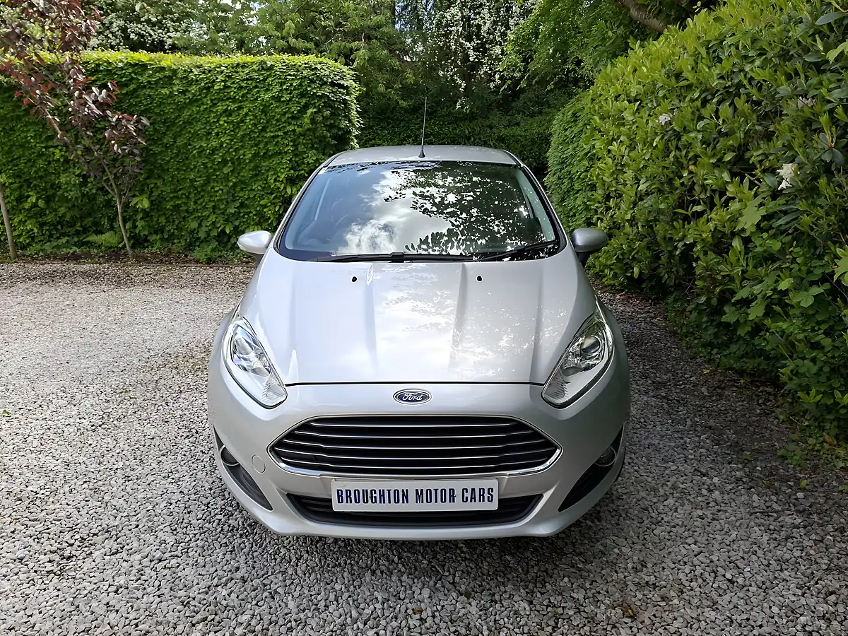 Used 2014 Ford Fiesta Zetec Silver - Interior and Exterior details 7