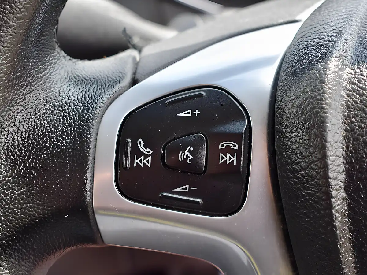 Used 2014 Ford Fiesta Zetec Silver - Interior and Exterior details 12