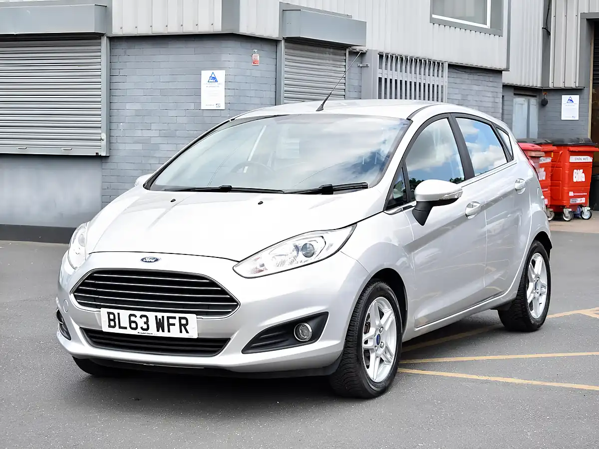 Used 2014 Ford Fiesta Zetec Silver - Interior and Exterior details 3