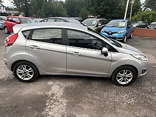 Used 2014 Ford Fiesta Zetec Silver - Interior and Exterior details 6