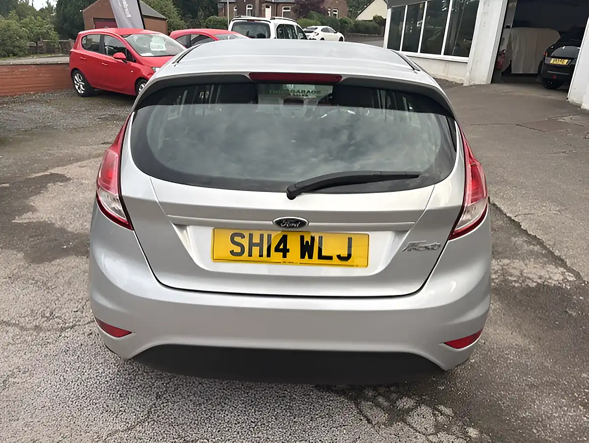 Used 2014 Ford Fiesta Zetec Silver - Interior and Exterior details 8