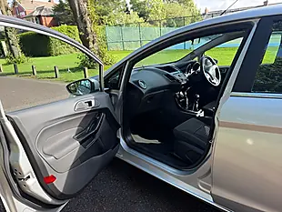 Used 2014 Ford Fiesta Zetec Silver - Interior and Exterior details 13