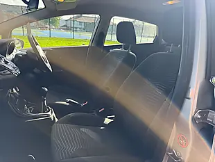 Used 2014 Ford Fiesta Zetec Silver - Interior and Exterior details 14