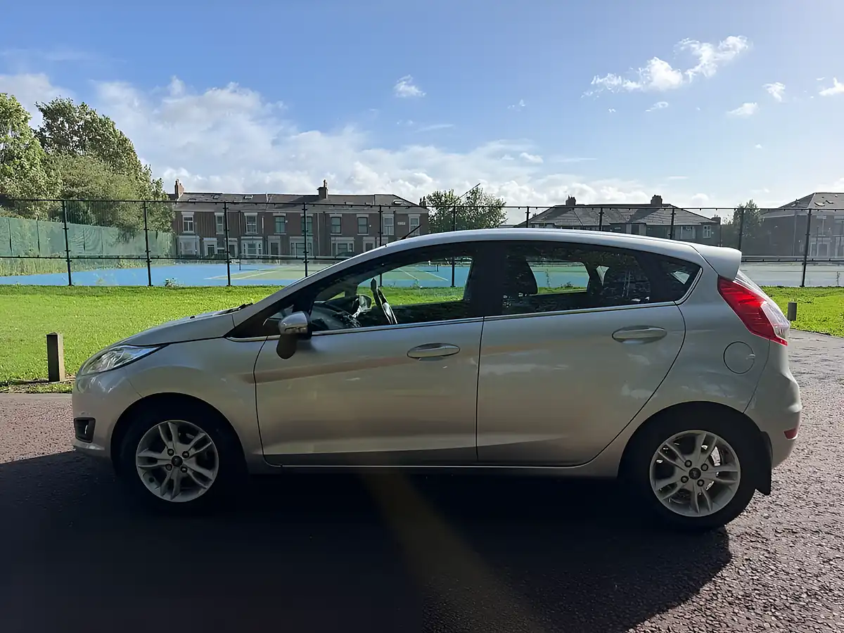 Used 2014 Ford Fiesta Zetec Silver - Interior and Exterior details 6