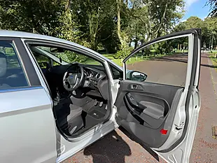 Used 2014 Ford Fiesta Zetec Silver - Interior and Exterior details 9