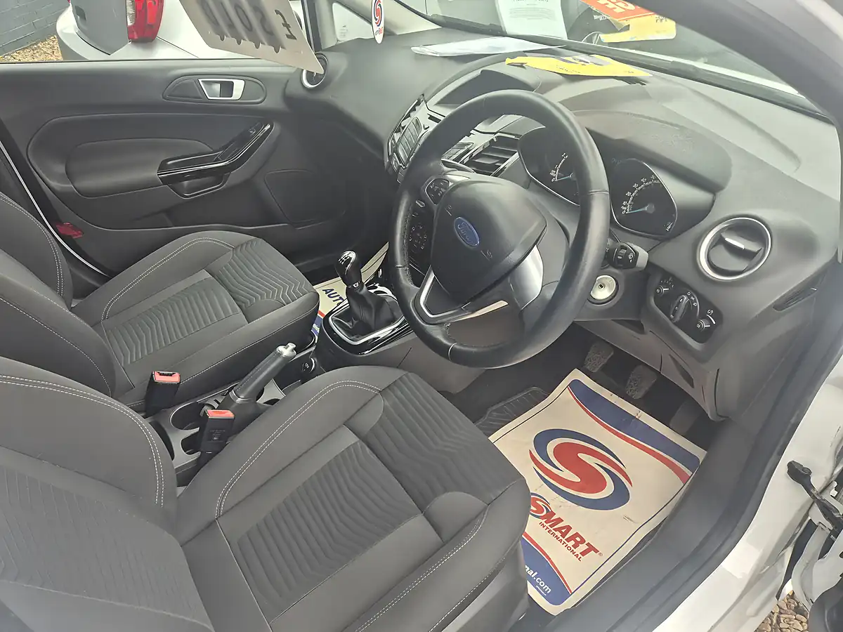 Used 2014 Ford Fiesta Zetec White - Interior and Exterior details 10