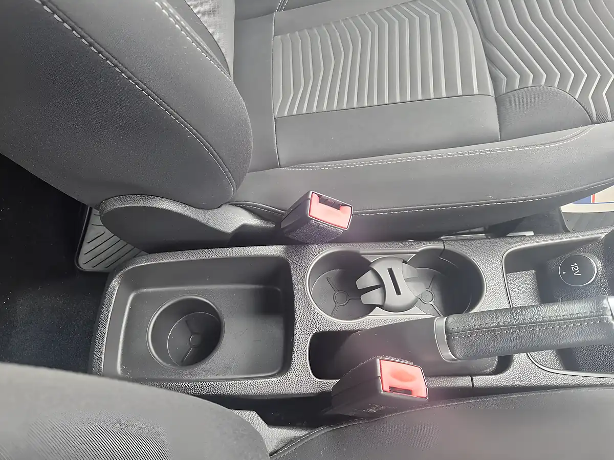Used 2014 Ford Fiesta Zetec White - Interior and Exterior details 14